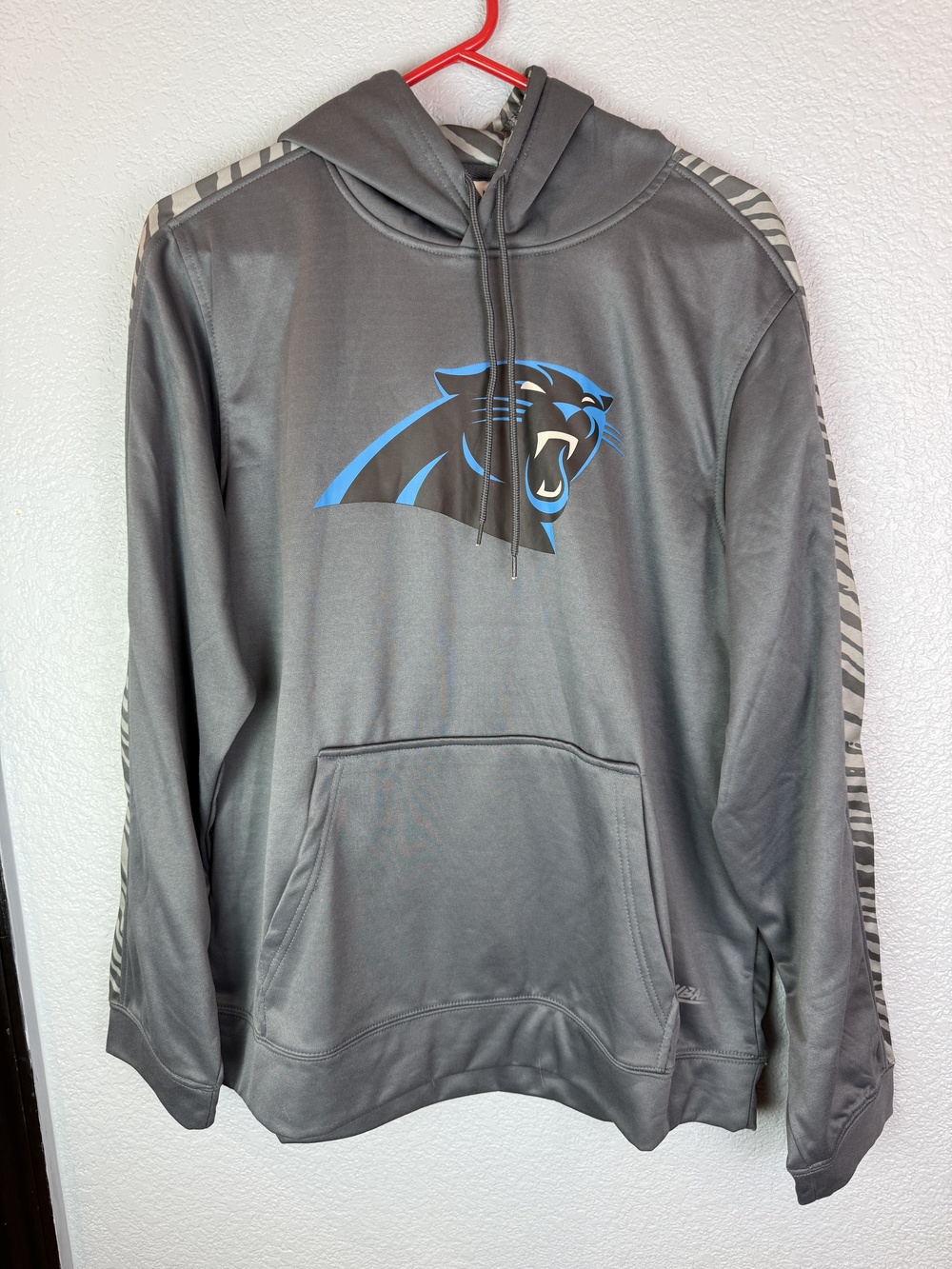Carolina Panthers Hoodie Mens Large NFL Football Pullover Zubaz Tiger Stripe Fan